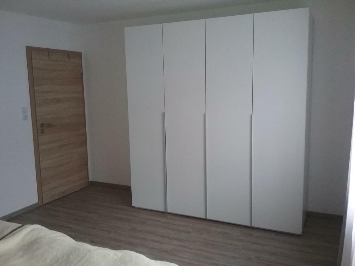 Apartment Schwaikapart Sonnige In Nähe Der Weinberge Schwaikheim